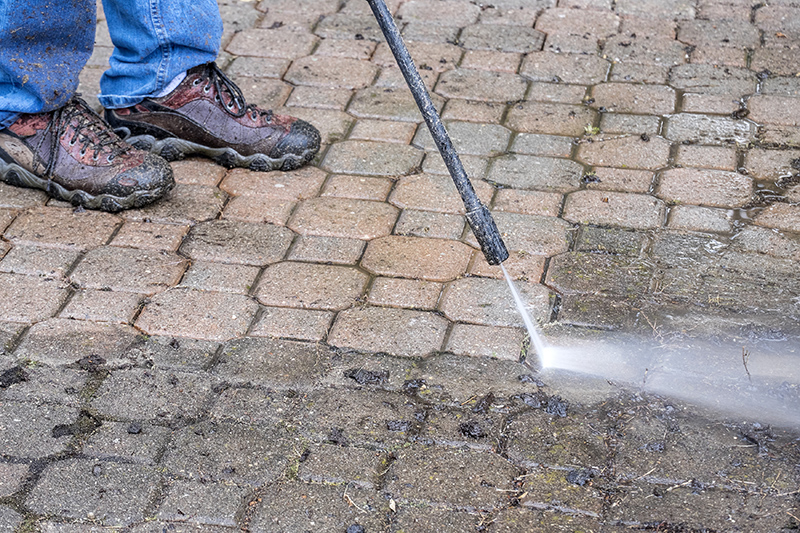 Patio Cleaning Services in Bedford Bedfordshire